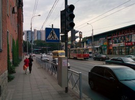 На Советском проспекте заработал светофор напротив Северного вокзала