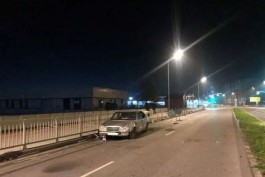 Под Калининградом водитель «Мерседеса» снёс 54 метра дорожного ограждения