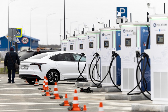 Оператор каршеринга: В Калининграде больше возможностей зарядиться, чем заправиться