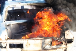 На стоянке у кафе под Калининградом сгорел автомобиль