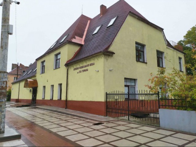 На улице Тельмана в Калининграде отремонтируют историческое здание музыкальной школы