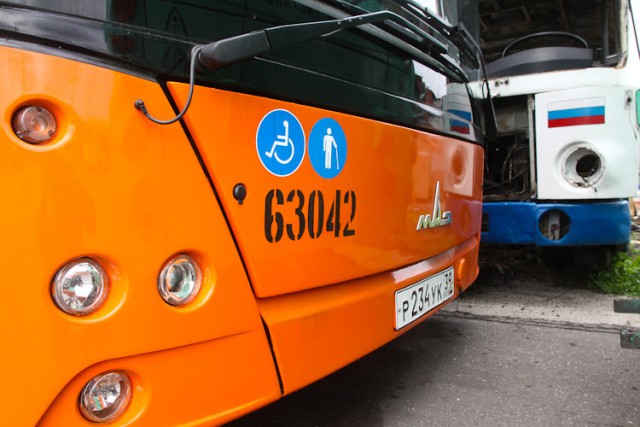 Во время ремонта ул. Киевской мэрия будет бесплатно подвозить калининградцев к рельсобусам