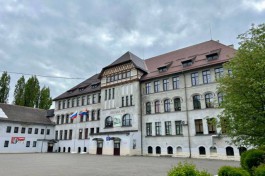 В Калининграде ищут подрядчика для ремонта крыши старинного здания Розенауской школы 