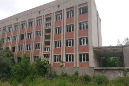 Прокуратура требует ограничить доступ в заброшенное четырёхэтажное здание в Озёрске