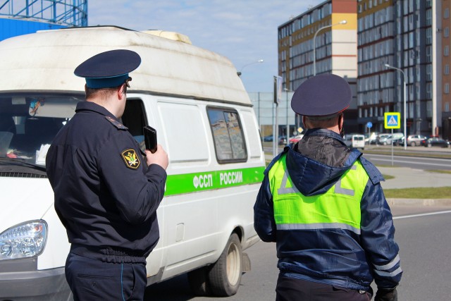 Калининградские приставы арестовали десять машин должников на 4,7 млн рублей