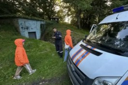 Спасатели вывели из леса под Зеленоградском двух заблудившихся женщин с детьми 