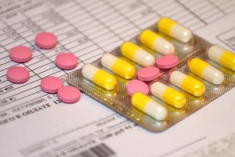 Минимальный ассортимент лекарств в аптеках сократили в два с половиной раза