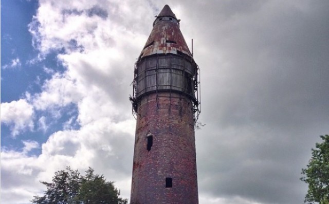 Прокуратура потребовала сохранить старинную водонапорную башню в Корнево