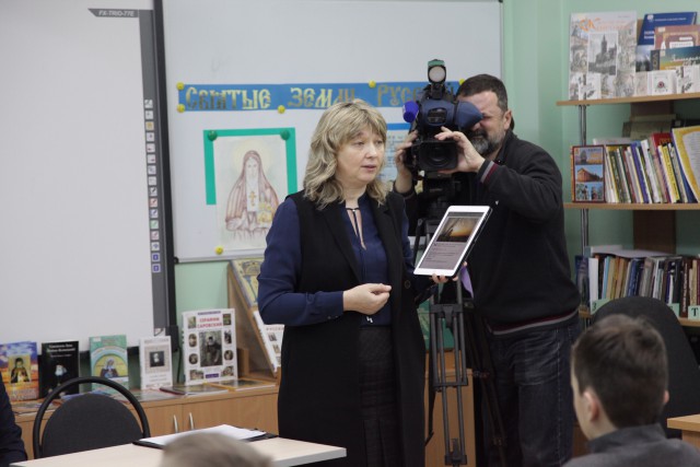 Основатель «Автотора» подарил Православной гимназии планшеты iPad