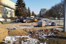 «Сужение дороги и широкий тротуар»: как благоустраивают территорию рядом с СК «Юность» в Калининграде  (фото)
