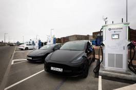 «Отмена налога, таксисты-супергерои и зарядка с балкона»: как развивается электромобильность в Калининградской области 