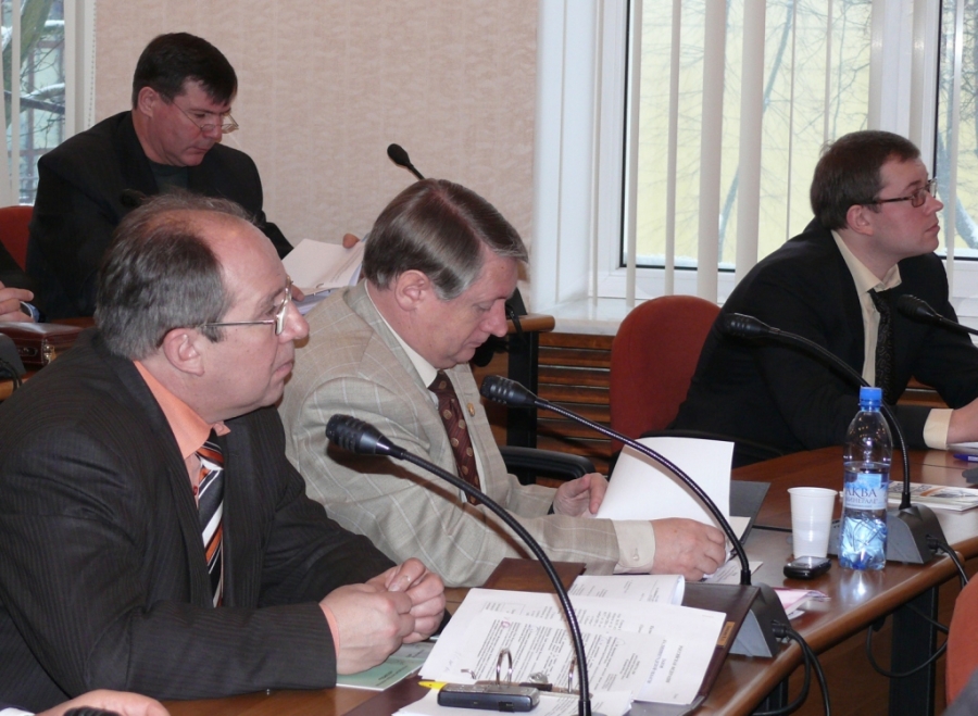 Депутаты облдумы понизили транспортный налог в Калининграде