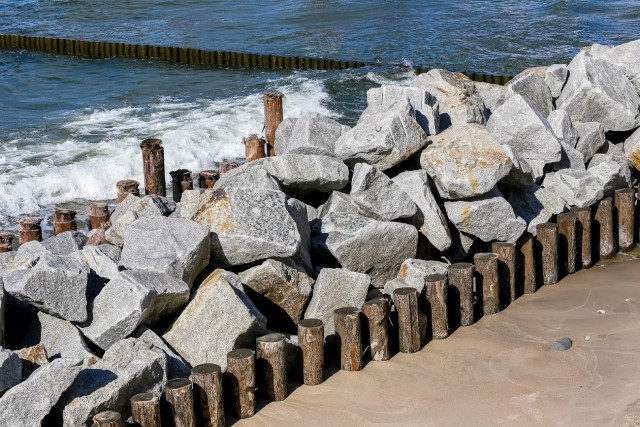 В Калининградской области ищут подрядчика для исследования и разработки схемы защиты побережья