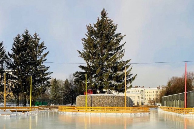 «Крупнейший в регионе»: в Калининграде открывается новый каток на стадионе «Балтика»