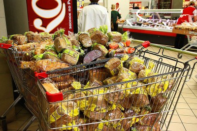 Областной Роспотребнадзор снял с продажи 115 кг кондитерских и хлебобулочных изделий