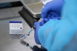 Выездную вакцинацию от коронавируса в Калининграде продлили до июля