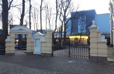 В Зеленоградске завершили благоустройство сквера королевы Луизы