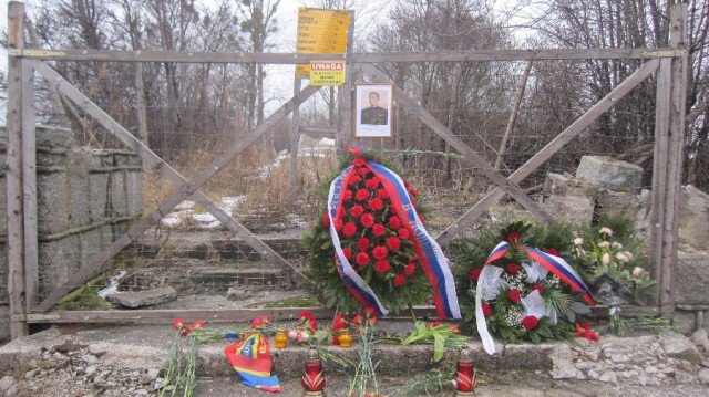 Место демонтажа памятника Ивану Черняховскому в Пененжно