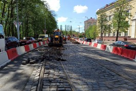 «Всё ради трамвая»: проспект Мира в Калининграде встал в гигантской пробке из-за ремонта путей (фото)