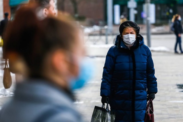 В среду в Калининградской области объявят новые ограничения из-за пандемии коронавируса