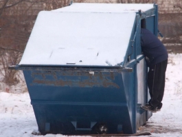 В Советске после жалобы на тарифы за вывоз мусора уволили директора предприятия