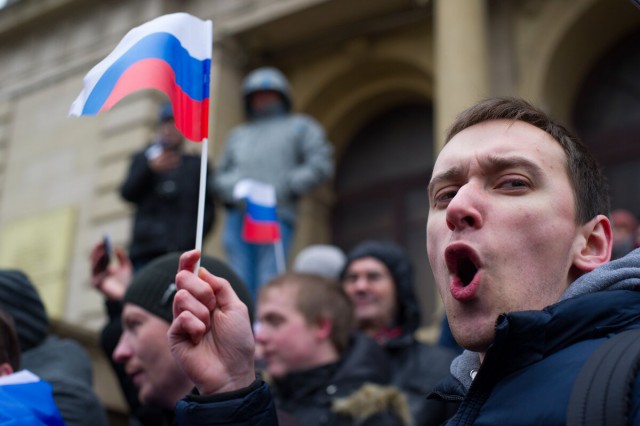 «Мы здесь власть!»: как калининградские сторонники Навального выступали против выборов президента (фото)