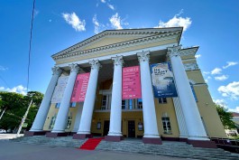 «Мюзикл, рэп и восьмичасовой спектакль»: в калининградском Драмтеатре стартовал фестиваль «Башня»