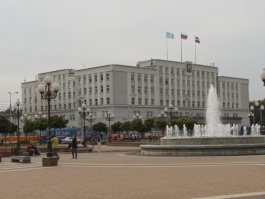 Администрация Калининграда собирается подать в суд на застройщика сквера на ул. Красной