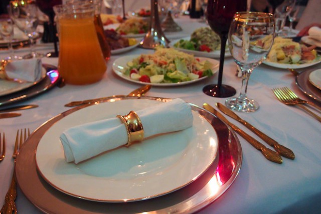 Депутаты Госдумы предложили ввести для ресторанов лимит на иностранные блюда