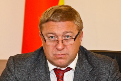 Ярошук попросил ГИБДД проверить мусоровозы в Калининграде