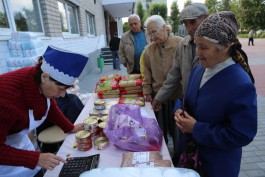 «Гречка, макароны и тушёнка»: что продавали на избирательных участках в Калининграде (фото) (фото)