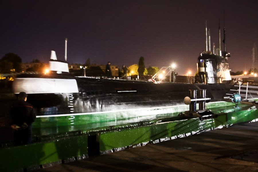 Подводная лодка Б-413 вернулась с ремонта в Музей Мирового океана  (фото)