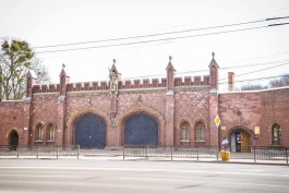 В Калининграде отреставрировали фасад Фридландских ворот