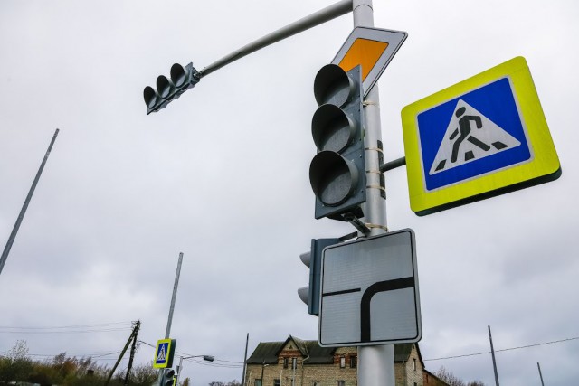 Власти Калининграда выделили 7 млн рублей на оснащение 20 светофоров «бесперебойниками»