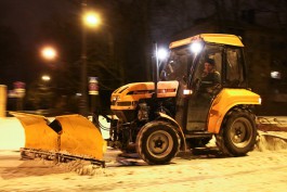 Мэрия: Ночью на уборку улиц Калининграда выпустили 30 единиц техники