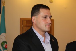 Депутат Виталий Анучкин покидает городской Совет