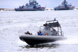 В Балтийске завершают формирование парадного строя кораблей к параду 9 мая