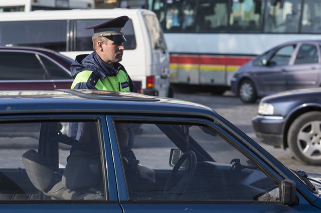 В Ладушкине полицейские задержали водителя с поддельными правами