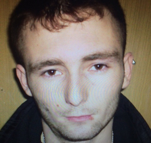 В Калининграде полиция разыскивает обвиняемого в краже мужчину