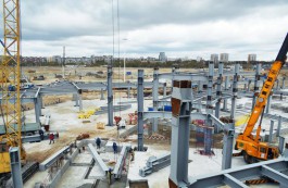 Строители стадиона к ЧМ-2018 в Калининграде начали подготовку к монтажу крыши (фото)