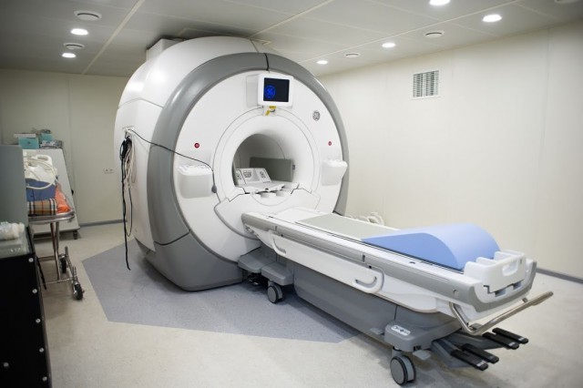 БСМП планирует потратить почти 8 млн рублей на ремонт томографа