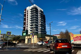 В Калининграде завершают ремонт 14-этажной панельки на улице Фрунзе (фото)