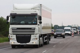 ГИБДД просит водителей большегрузных автомобилей временно не ездить по Балтийскому шоссе