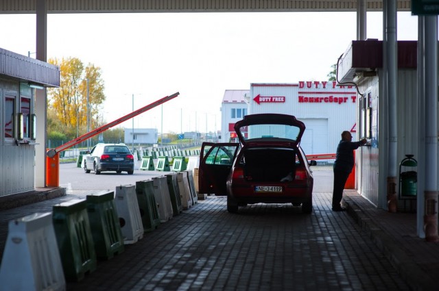 На автомобильных пунктах пропуска в Калининградской области хотят ввести электронную очередь