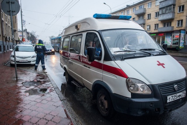 Полиция разыскивает водителя, который сбил женщину на Советском проспекте в Калининграде