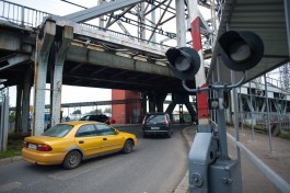 Спецпроект «Навигатор»: нужны ли светофоры у двухъярусного моста в Калининграде?