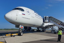 Власти попросят авиакомпании ставить на рейсы в Калининград большие самолёты