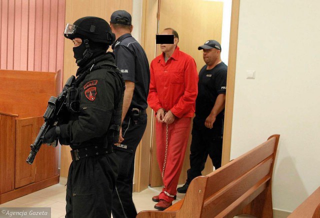 Польша хочет передать в Калининградскую область преступника, осуждённого на 25 лет