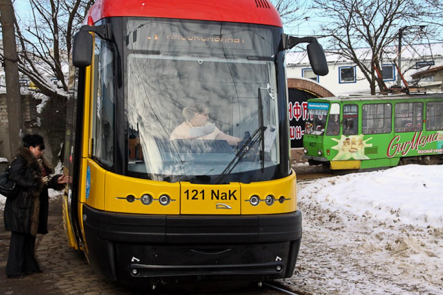 В Калининграде установят новые знаки на трамвайных остановках