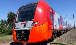 В Калининград привезли скоростные поезда «Ласточка» (фото)